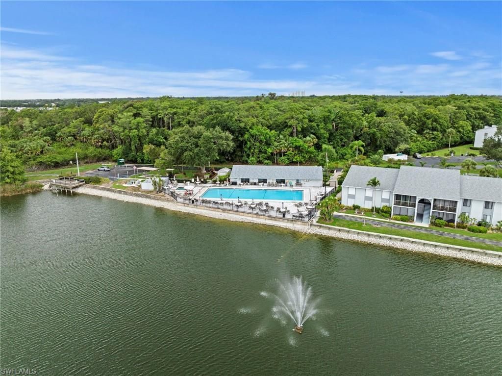 9970 Sailview Ct, Unit 20, Fort Myers, FL 33905 Photo