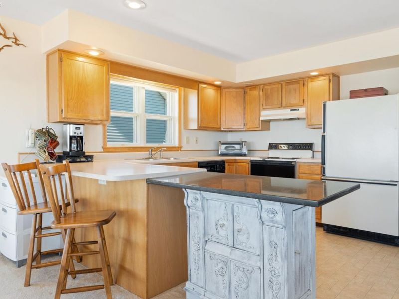 2311 E Sand Road, Port Clinton, OH 43452 Photo 12
