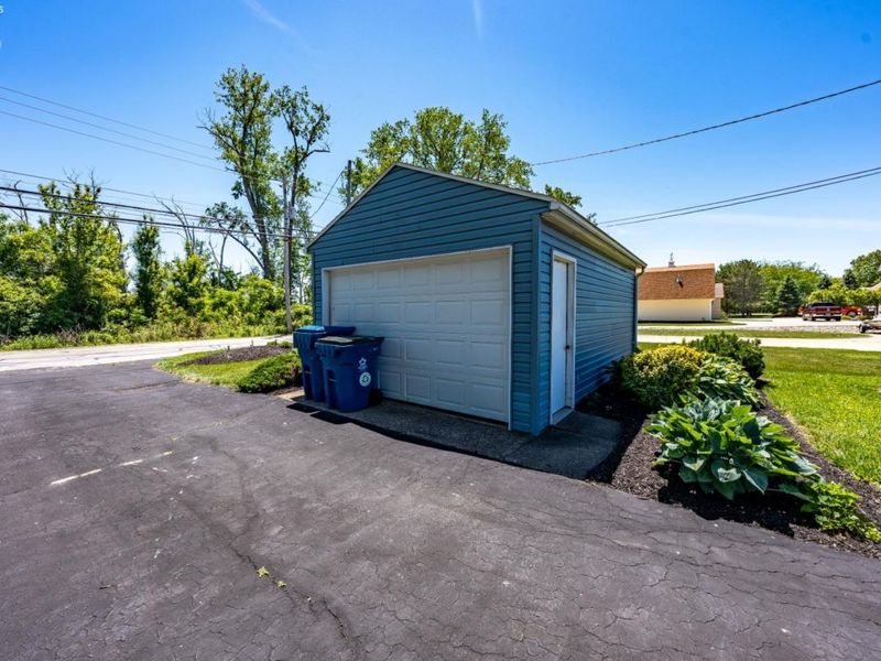 2311 E Sand Road, Port Clinton, OH 43452 Photo 44