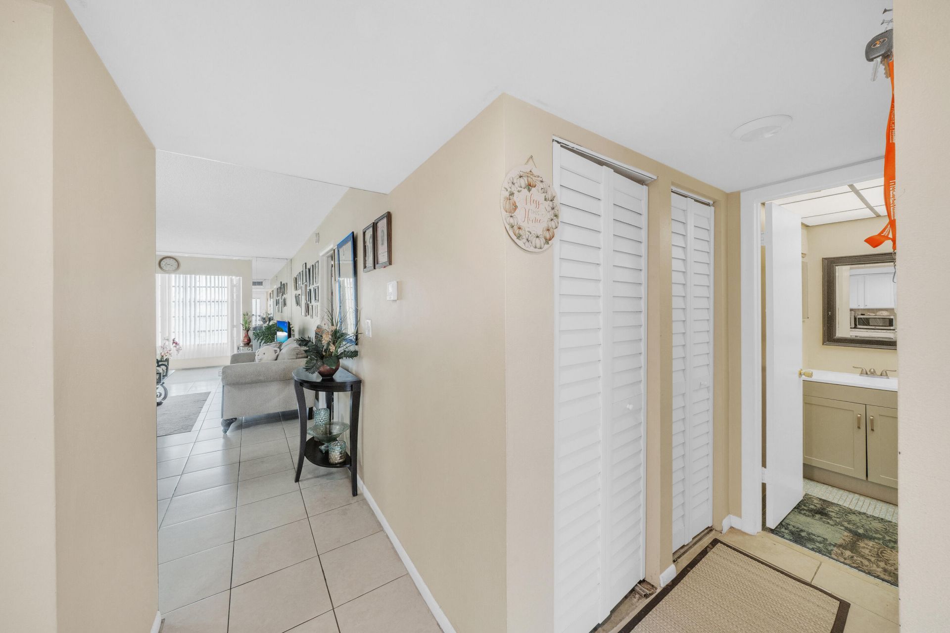 3001 NW 48th Avenue, Unit 439, Lauderdale Lakes, FL 33313 Photo