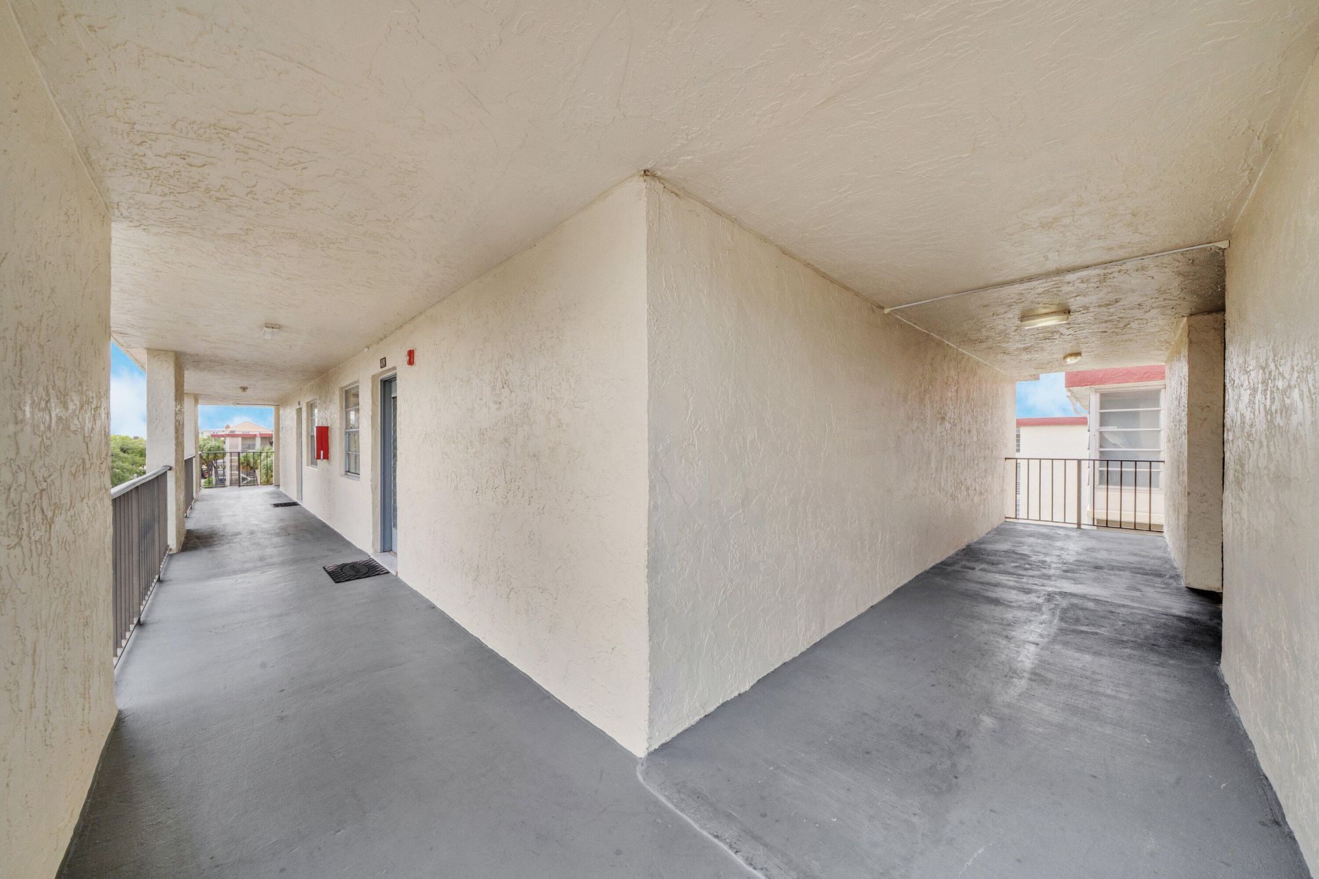 3001 NW 48th Avenue, Unit 439, Lauderdale Lakes, FL 33313 Photo