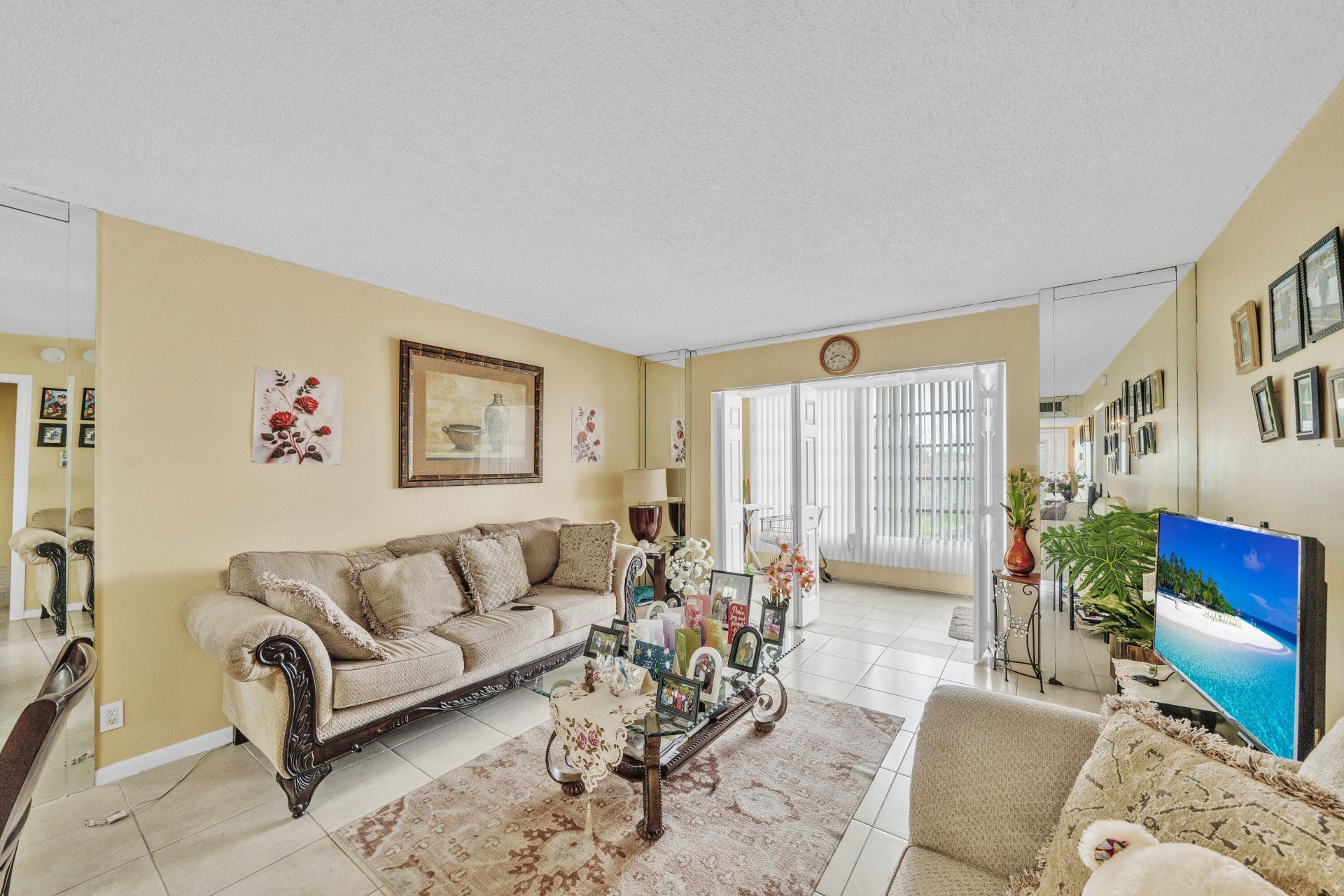 3001 NW 48th Avenue, Unit 439, Lauderdale Lakes, FL 33313 Photo
