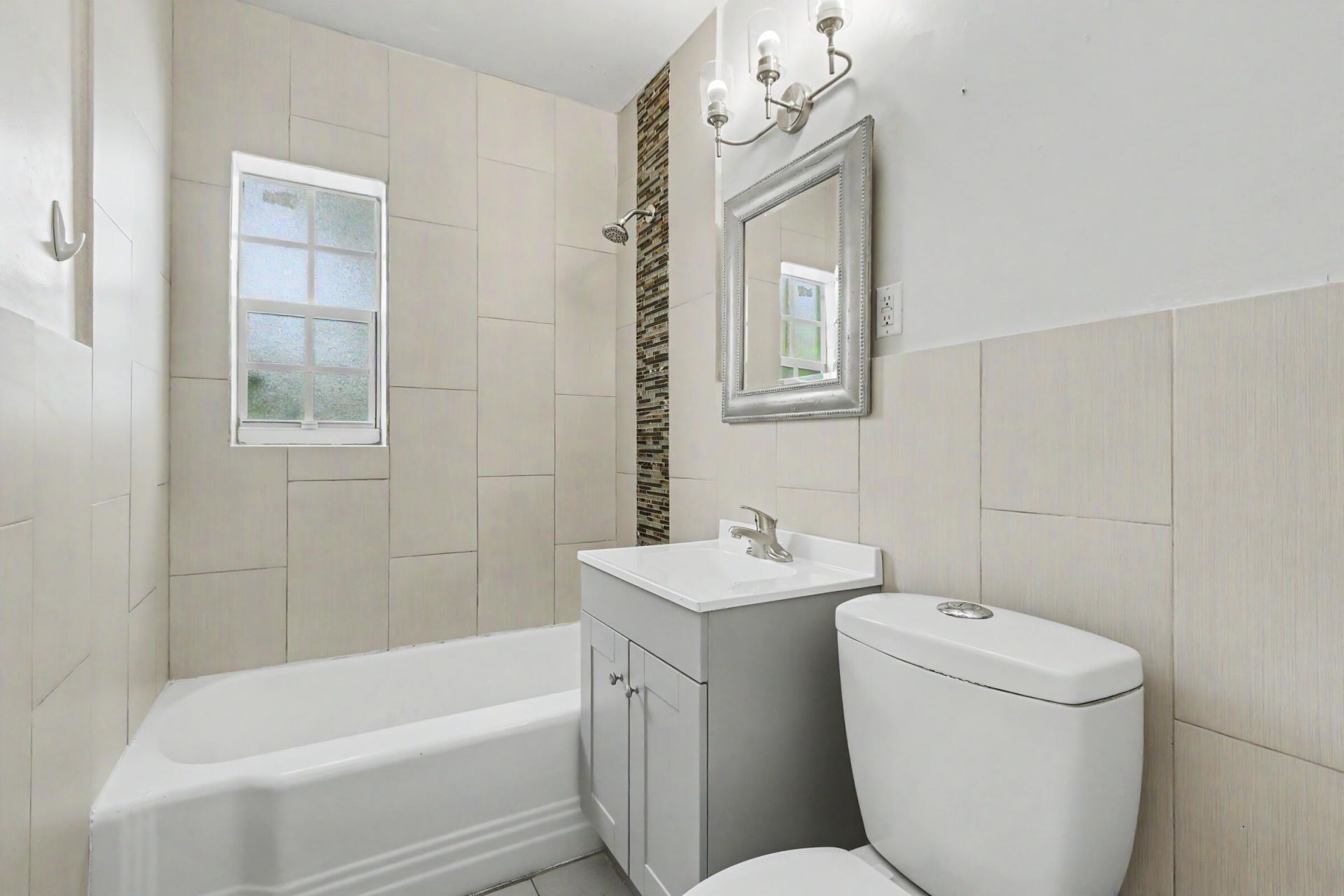 604 NE 14th Place, Fort Lauderdale, FL 33304 Photo