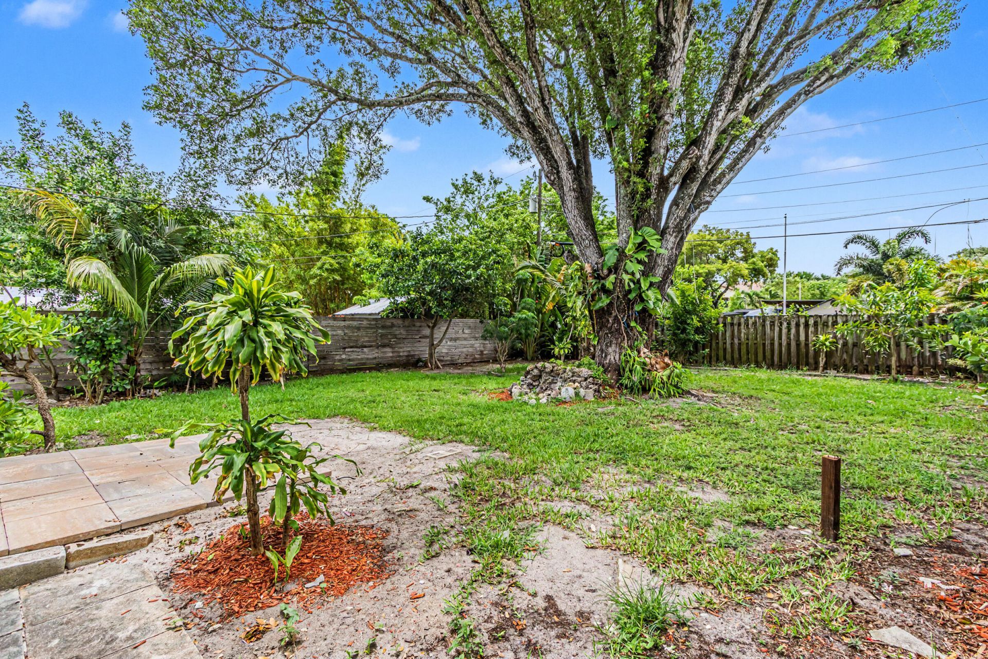 604 NE 14th Place, Fort Lauderdale, FL 33304 Photo