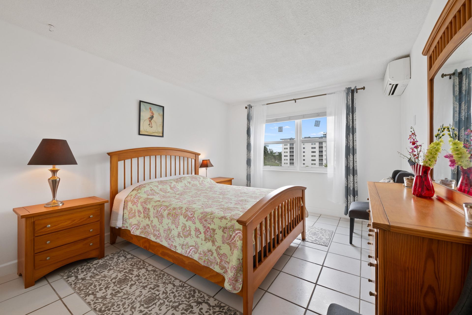 720 Orton Avenue, Unit 402, Fort Lauderdale, FL 33304 Photo