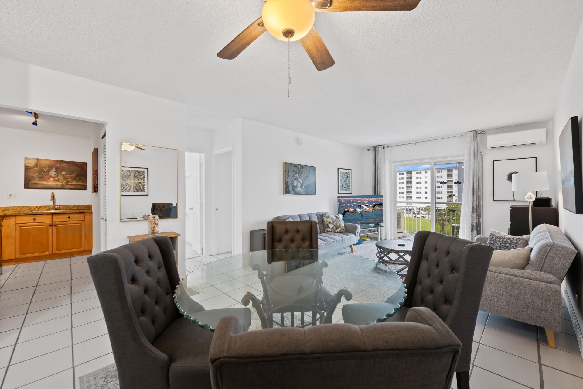 720 Orton Avenue, Unit 402, Fort Lauderdale, FL 33304 Photo