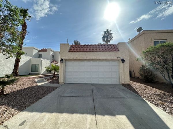 3136 Centavo Drive , Las Vegas, NV 89117