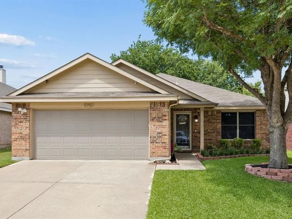5957 Bridal Trail , Fort Worth, TX 76179