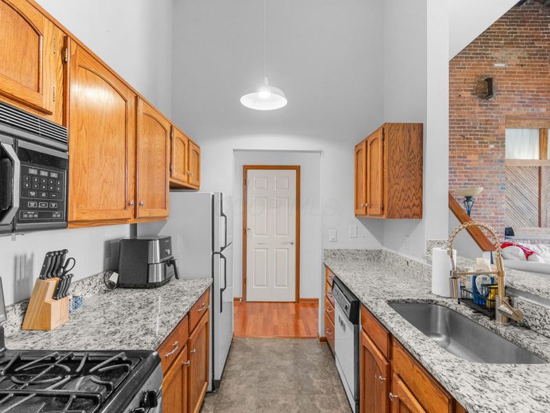 544 S Front, Unit 314, Columbus, OH 43215 Photo 17