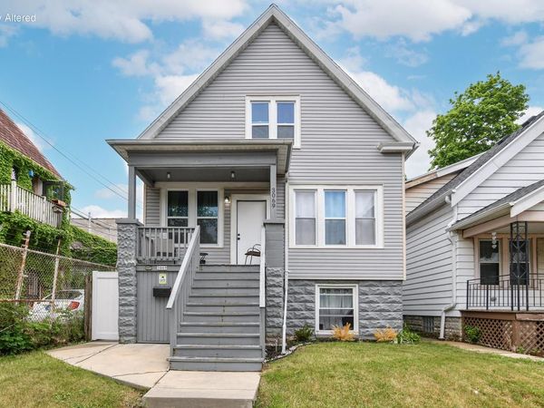 3069 S 9th PLACE, Milwaukee, WI 53215