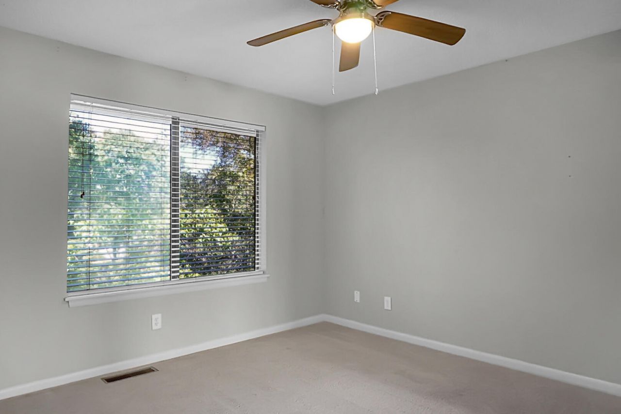 8483 Yadkin Circle Photo 19