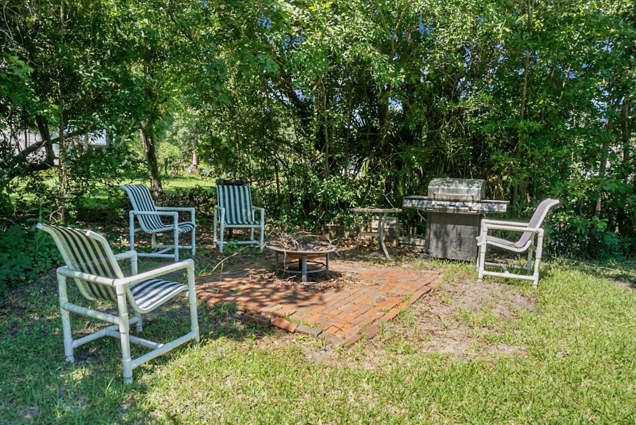 8483 Yadkin Circle Photo 30