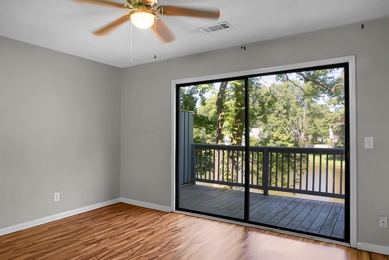 8483 Yadkin Circle Photo 5
