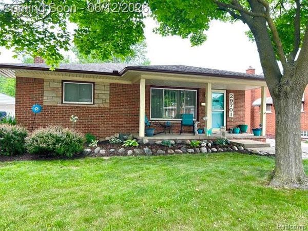 29701 Sherry Avenue, Madison Heights, MI 48071