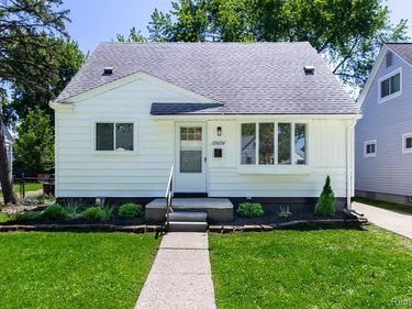 23604 Deziel Street, St. Clair Shores, MI 48082