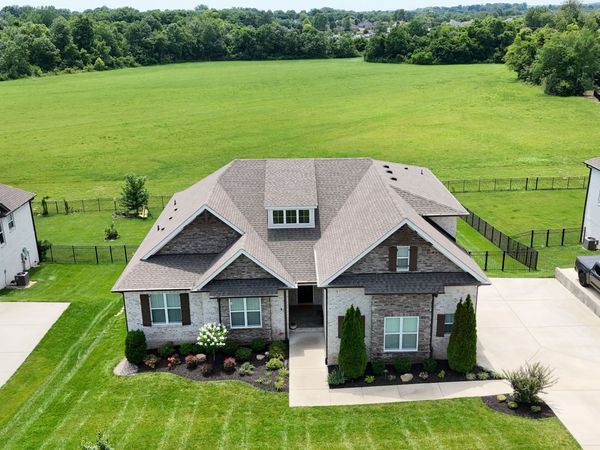 2035 Imagine Cir, Spring Hill, TN 37174