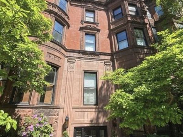 239 Commonwealth Ave, Unit 12, Boston, MA 02116