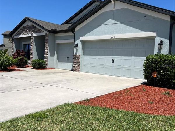 7942 ROMA DUNE DRIVE, WESLEY CHAPEL, FL 33545