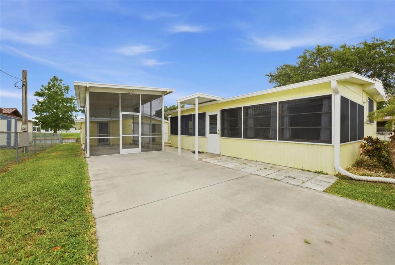 1056 Blue Heron Lane, Moore Haven, FL 33471 Photo
