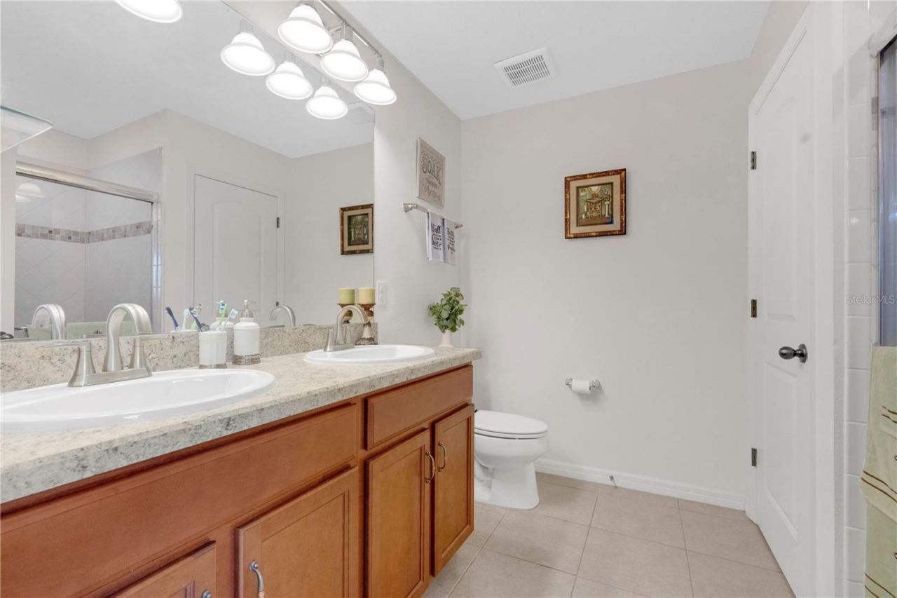 11511 Southern Creek Drive, Gibsonton, FL 33534 Photo