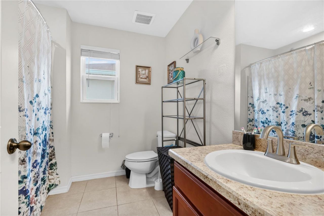 11511 Southern Creek Drive, Gibsonton, FL 33534 Photo