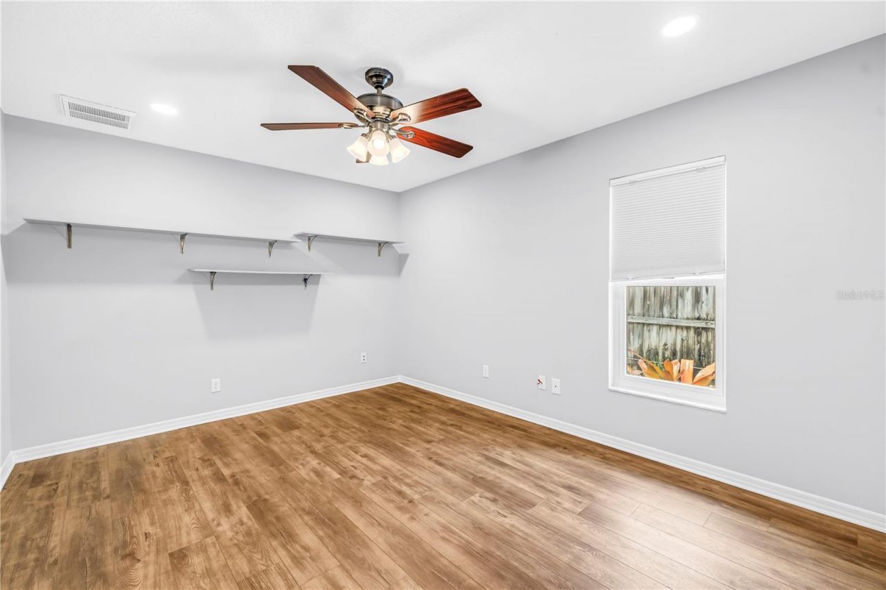 12399 Oaks Lane, Seminole, FL 33772 Photo