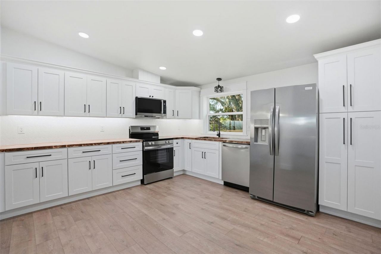 28470 Soaring Hawk Lane, Brooksville, FL 34602 Photo