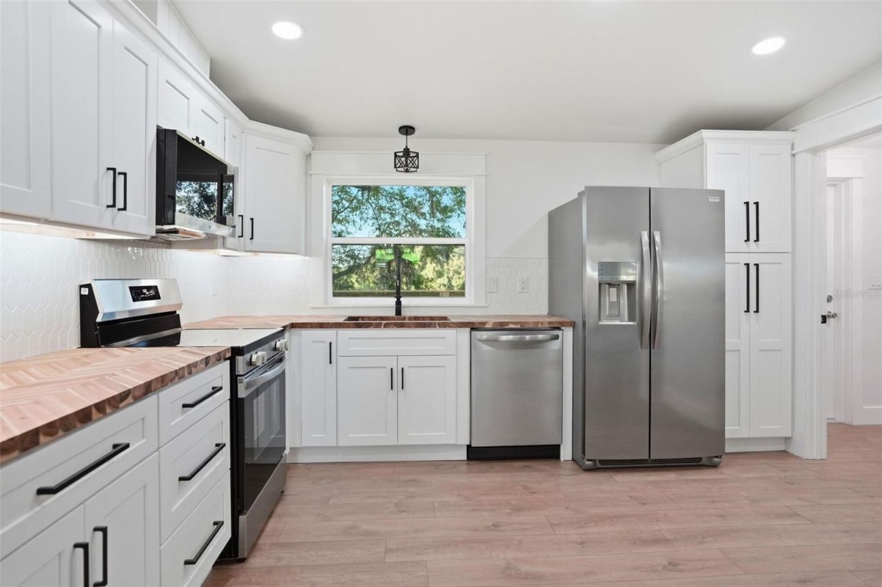 28470 Soaring Hawk Lane, Brooksville, FL 34602 Photo