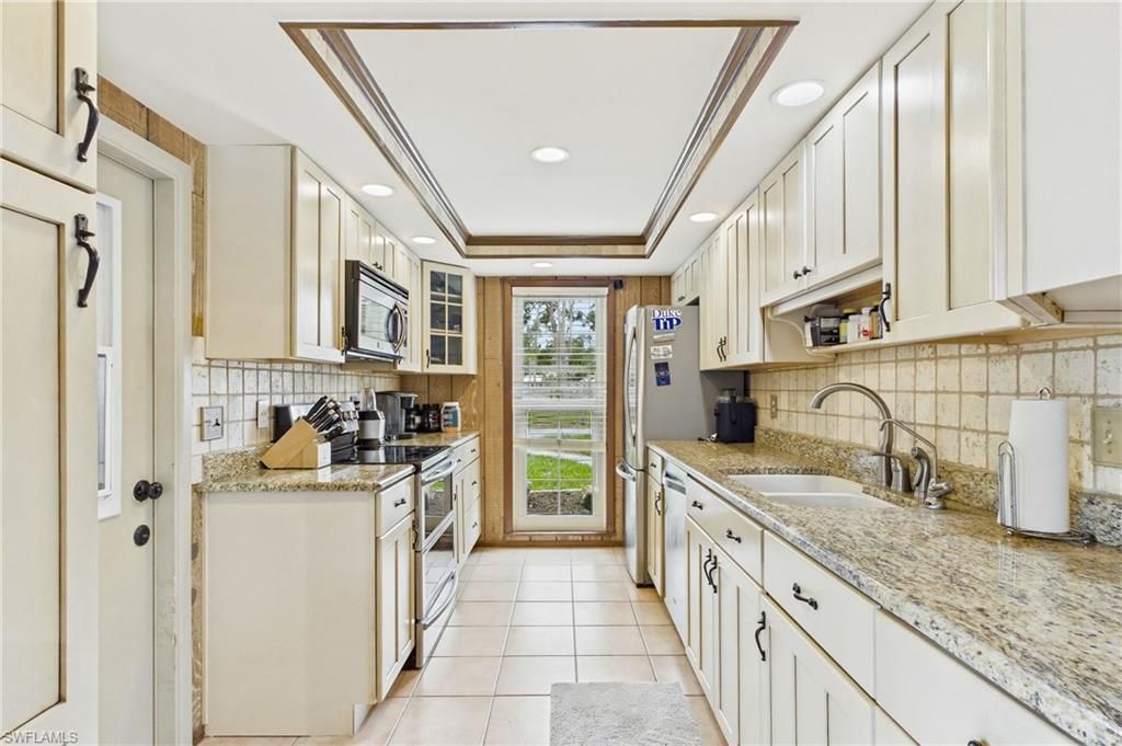 17140 Pleasure Rd, Cape Coral, FL 33909 Photo