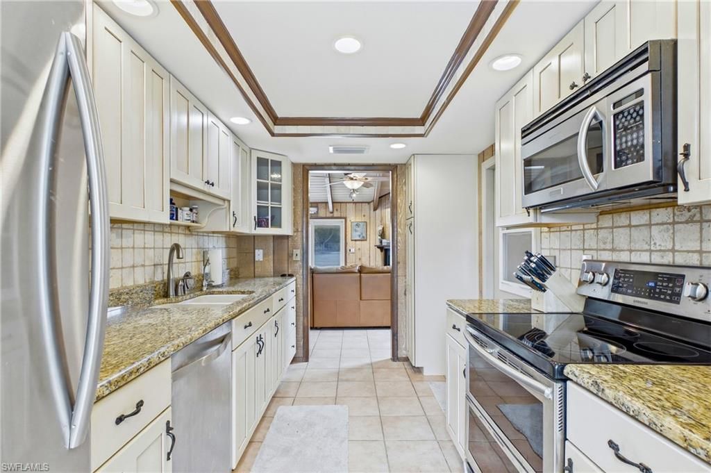 17140 Pleasure Rd, Cape Coral, FL 33909 Photo