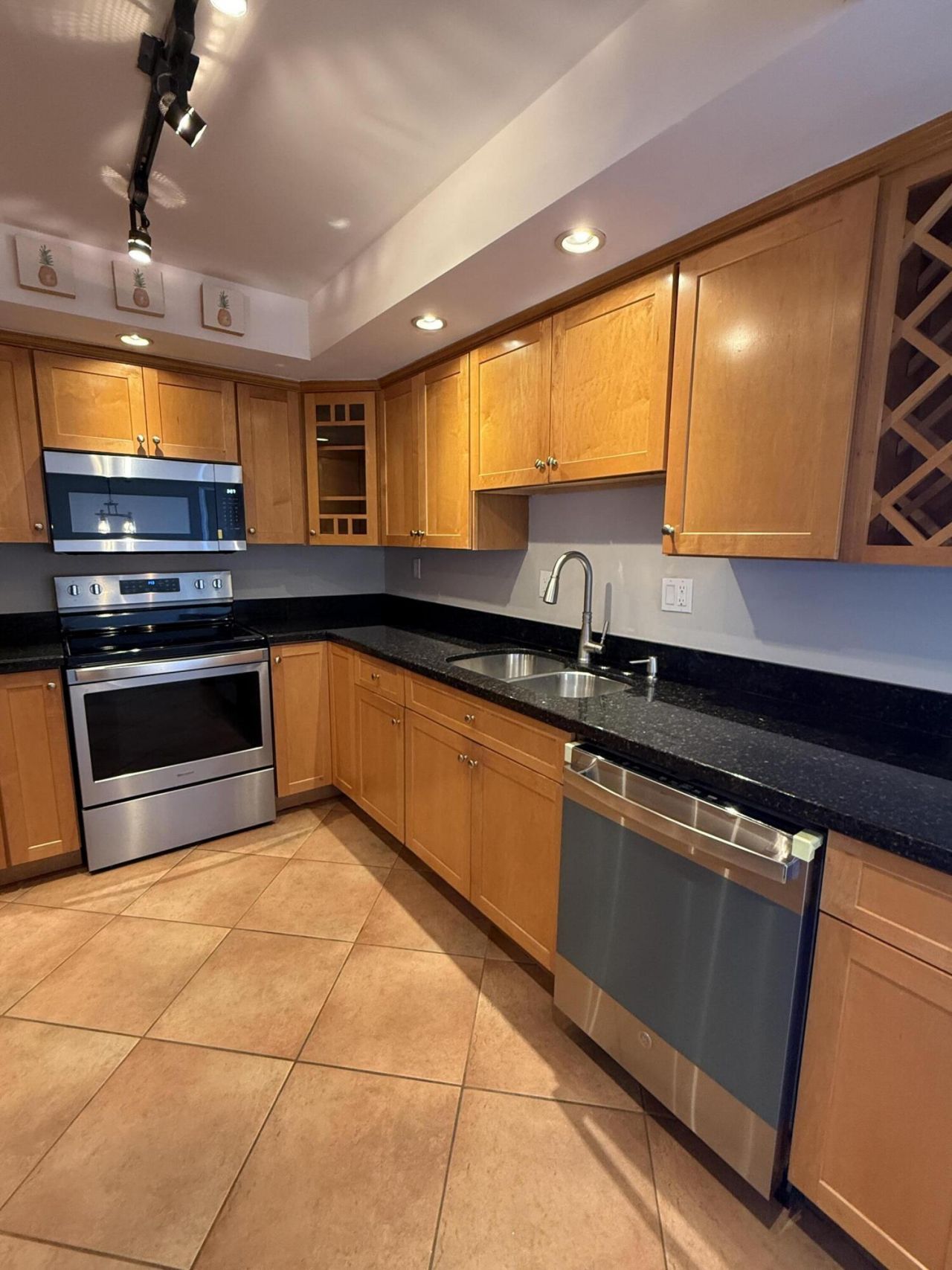 531 N Ocean Boulevard, Unit 1805, Pompano Beach, FL 33062 Photo