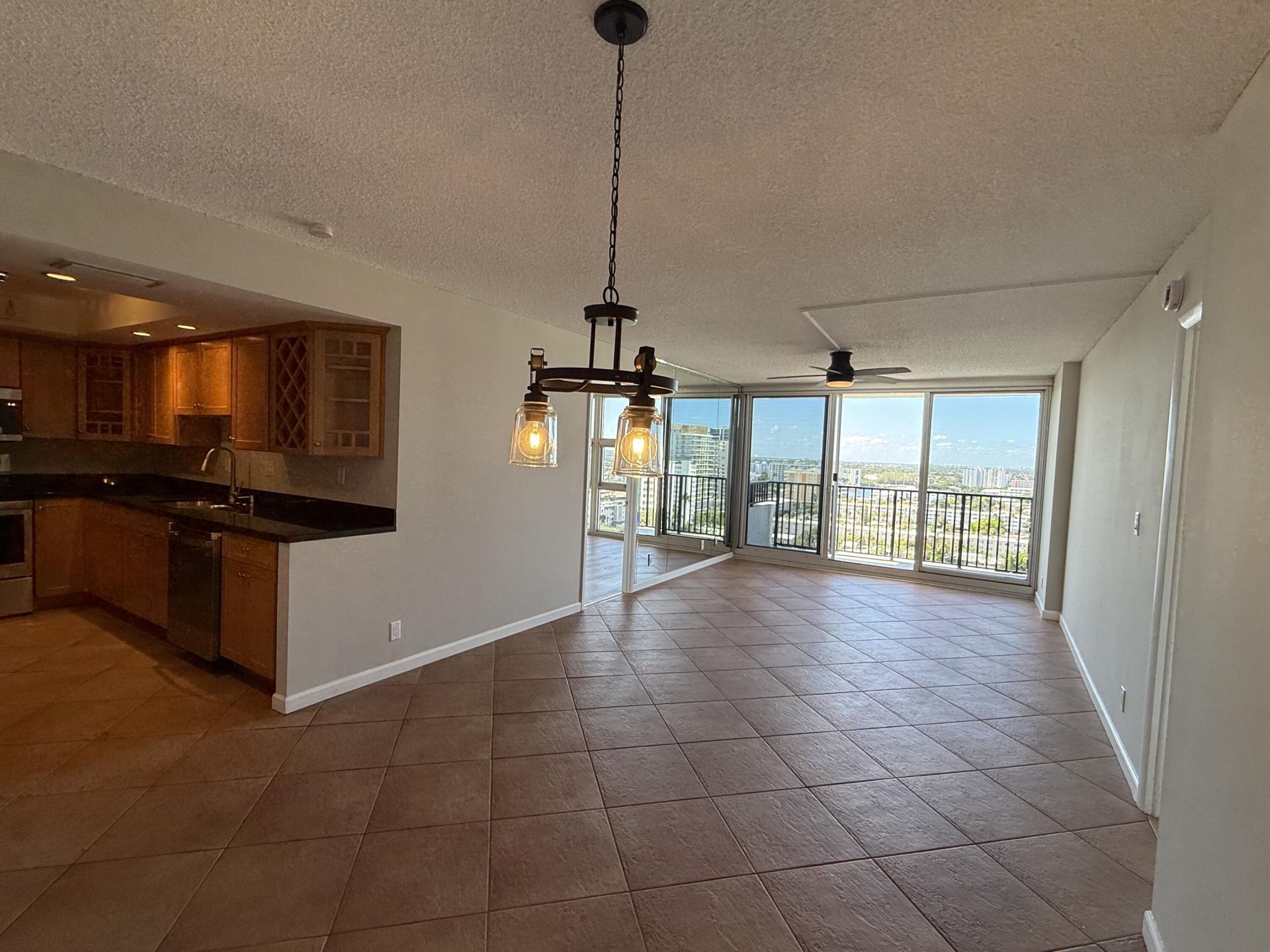 531 N Ocean Boulevard, Unit 1805, Pompano Beach, FL 33062 Photo