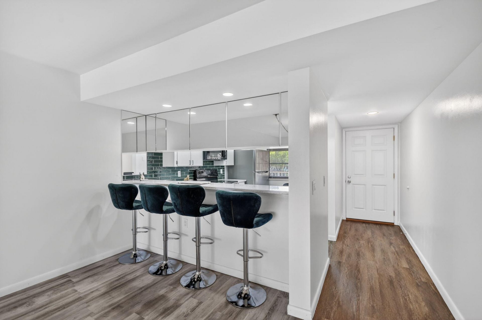 3516 Whitehall Drive, Unit 301, West Palm Beach, FL 33401 Photo