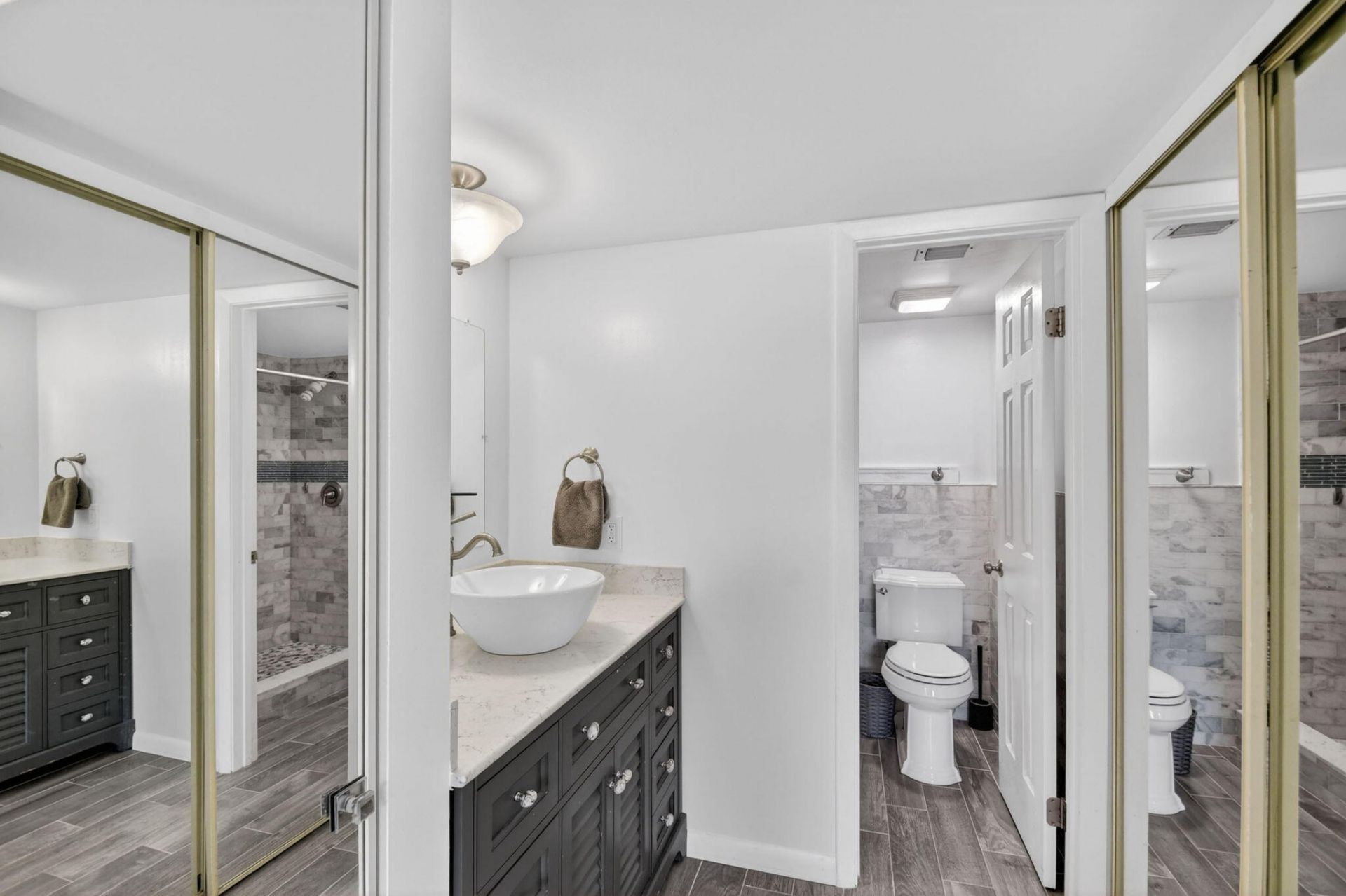 3516 Whitehall Drive, Unit 301, West Palm Beach, FL 33401 Photo