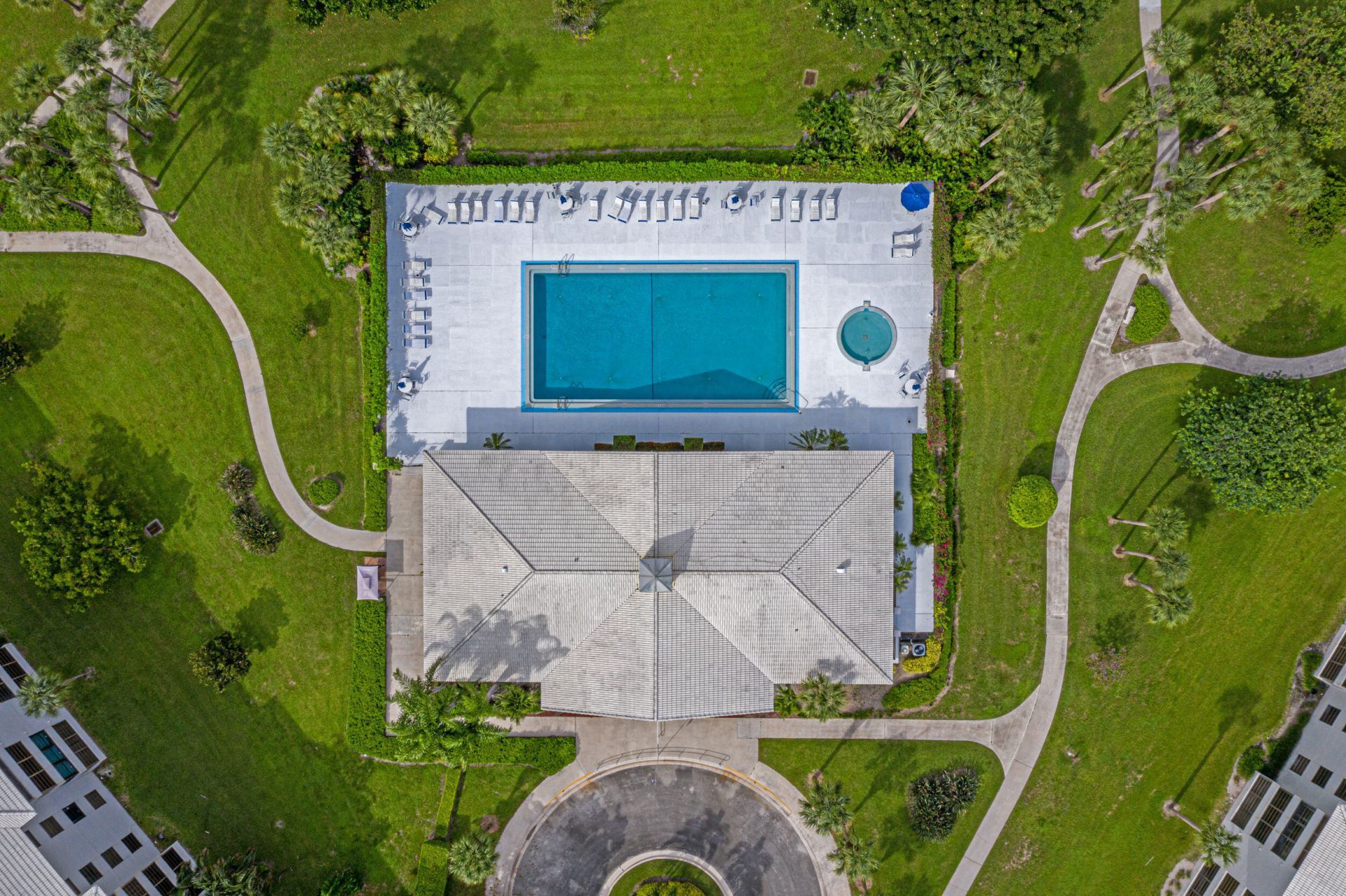 3516 Whitehall Drive, Unit 301, West Palm Beach, FL 33401 Photo