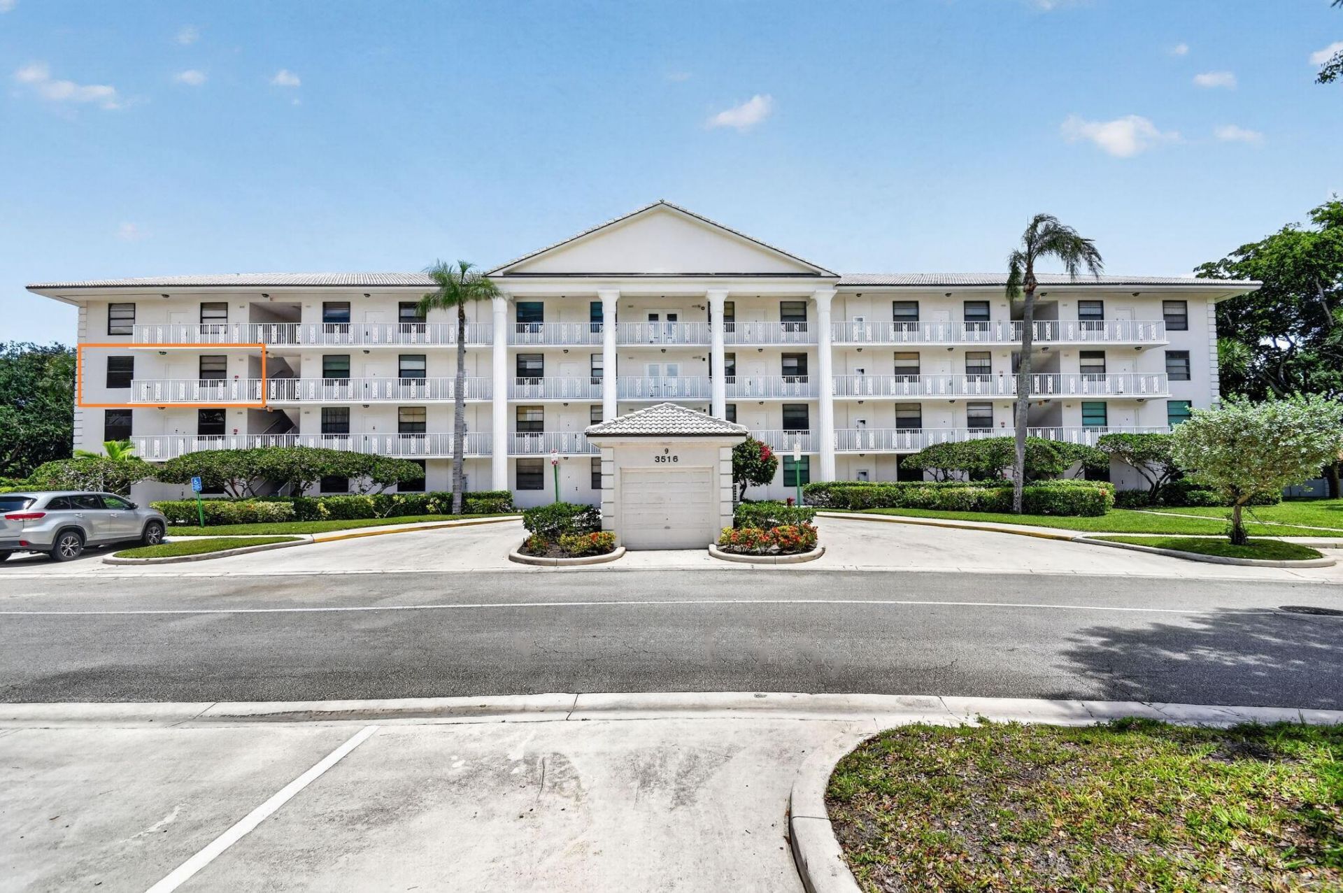3516 Whitehall Drive, Unit 301, West Palm Beach, FL 33401 Photo