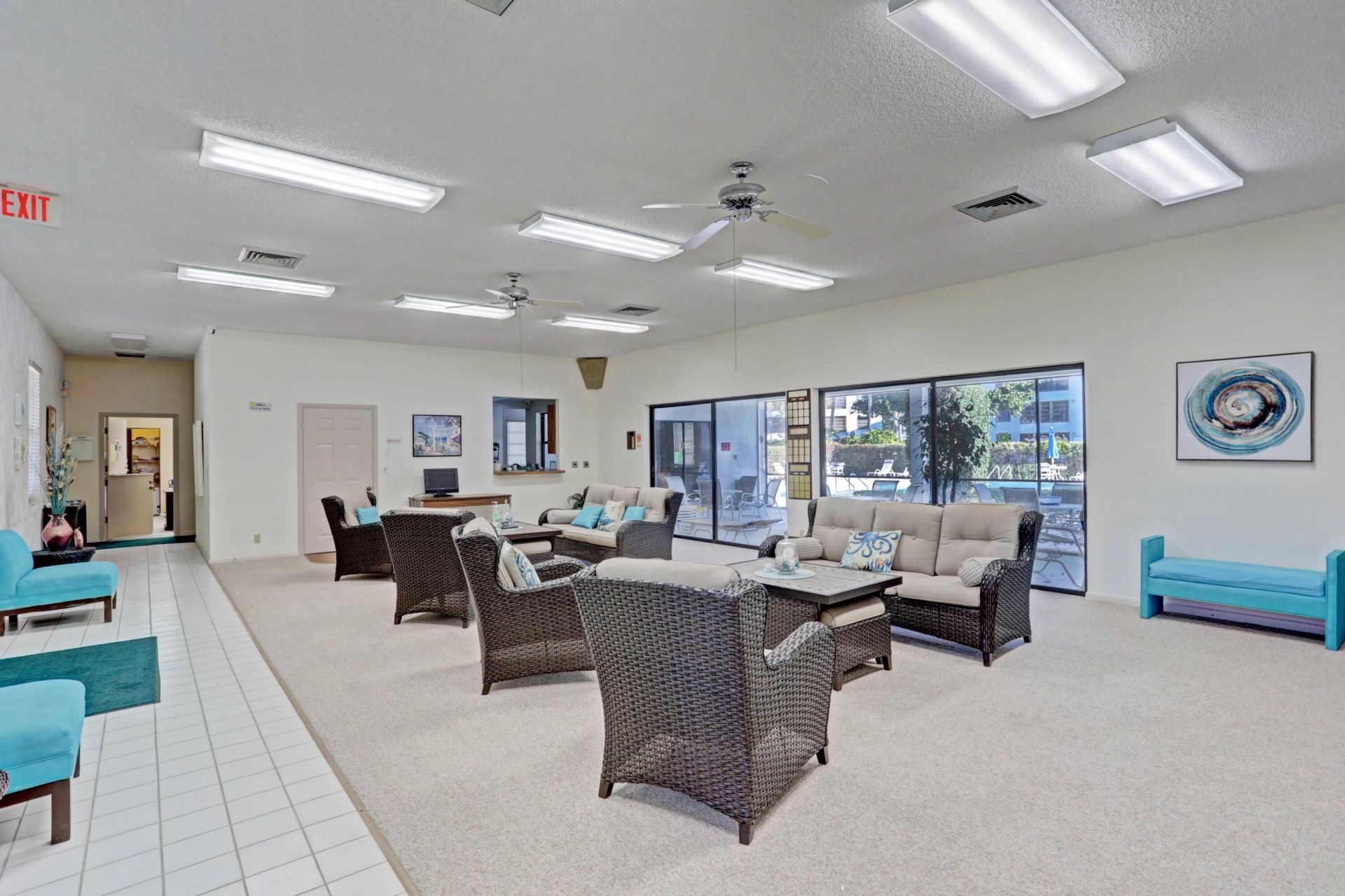 3516 Whitehall Drive, Unit 301, West Palm Beach, FL 33401 Photo