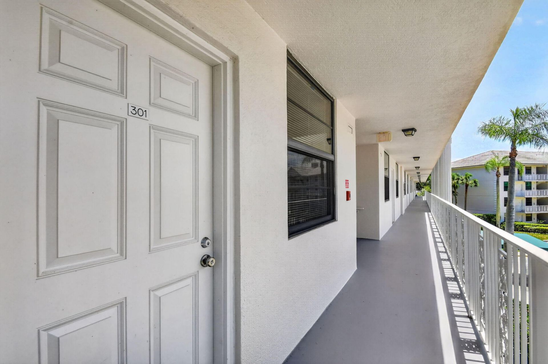 3516 Whitehall Drive, Unit 301, West Palm Beach, FL 33401 Photo
