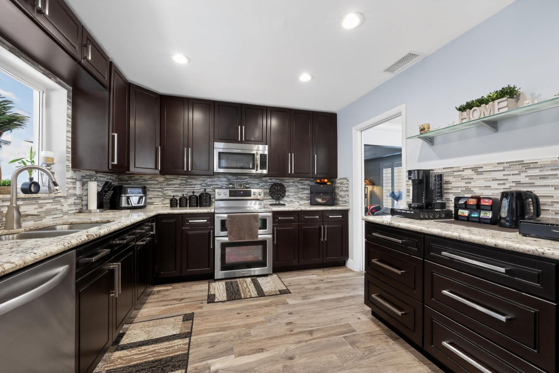 311 NW 93rd Terrace, Pembroke Pines, FL 33024 Photo