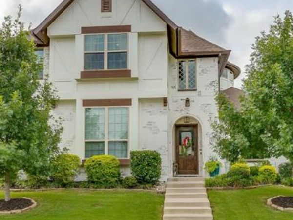 133 Fairweather Drive, Burleson, TX 76028