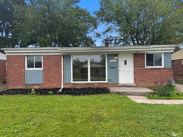 29219 York Street, Inkster, MI 48141