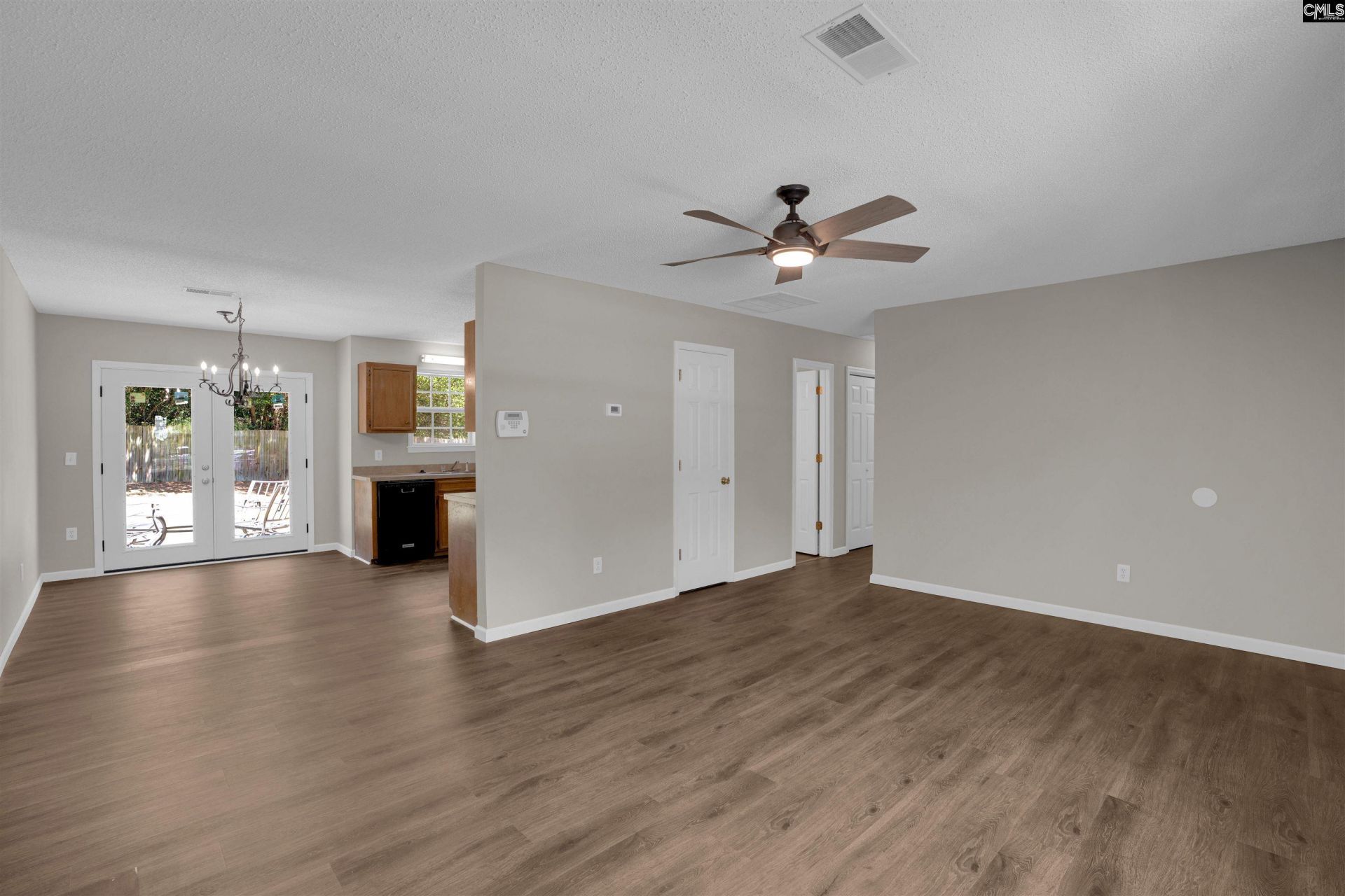 900 Watts Hill Road  Photo 10