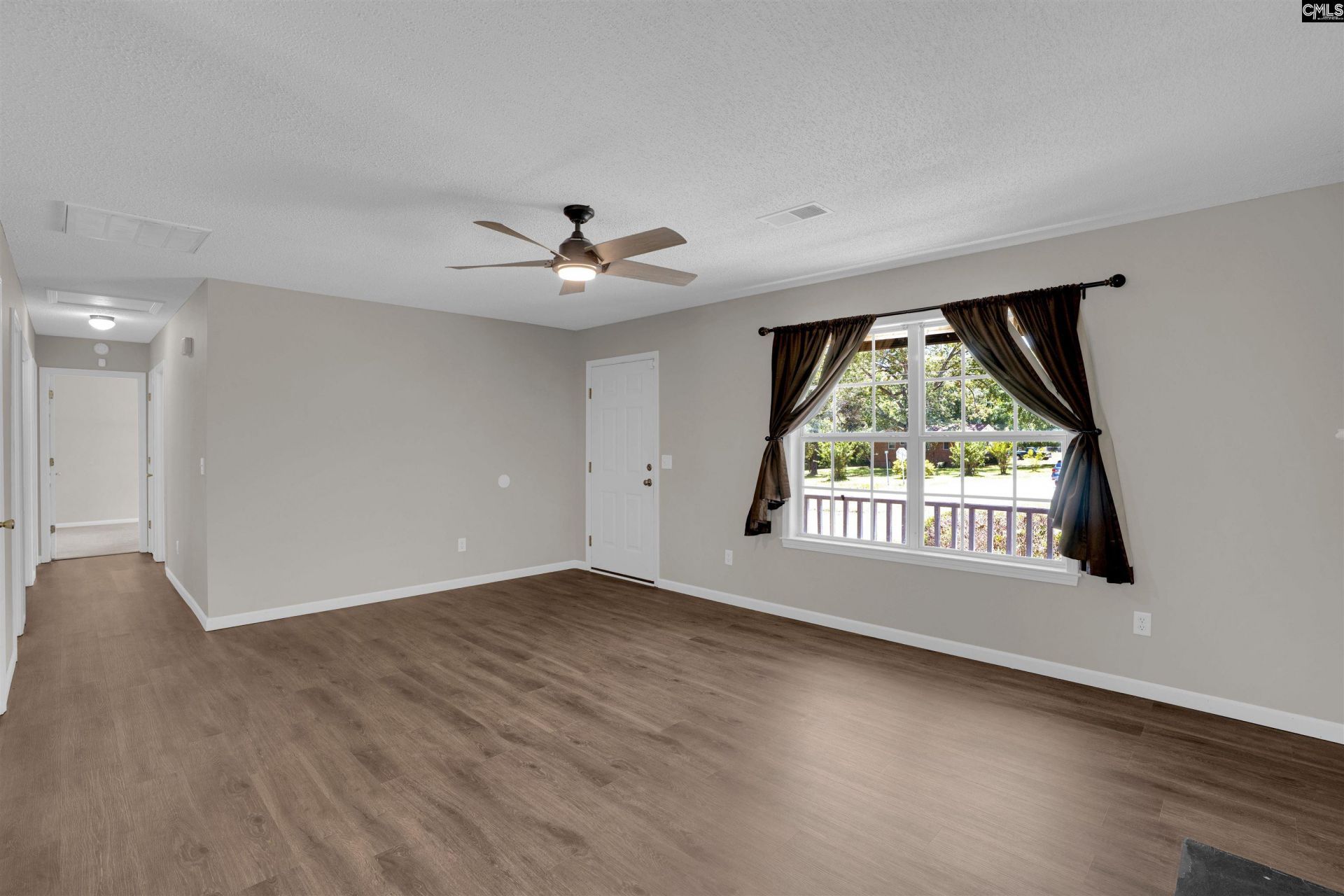900 Watts Hill Road Photo 10