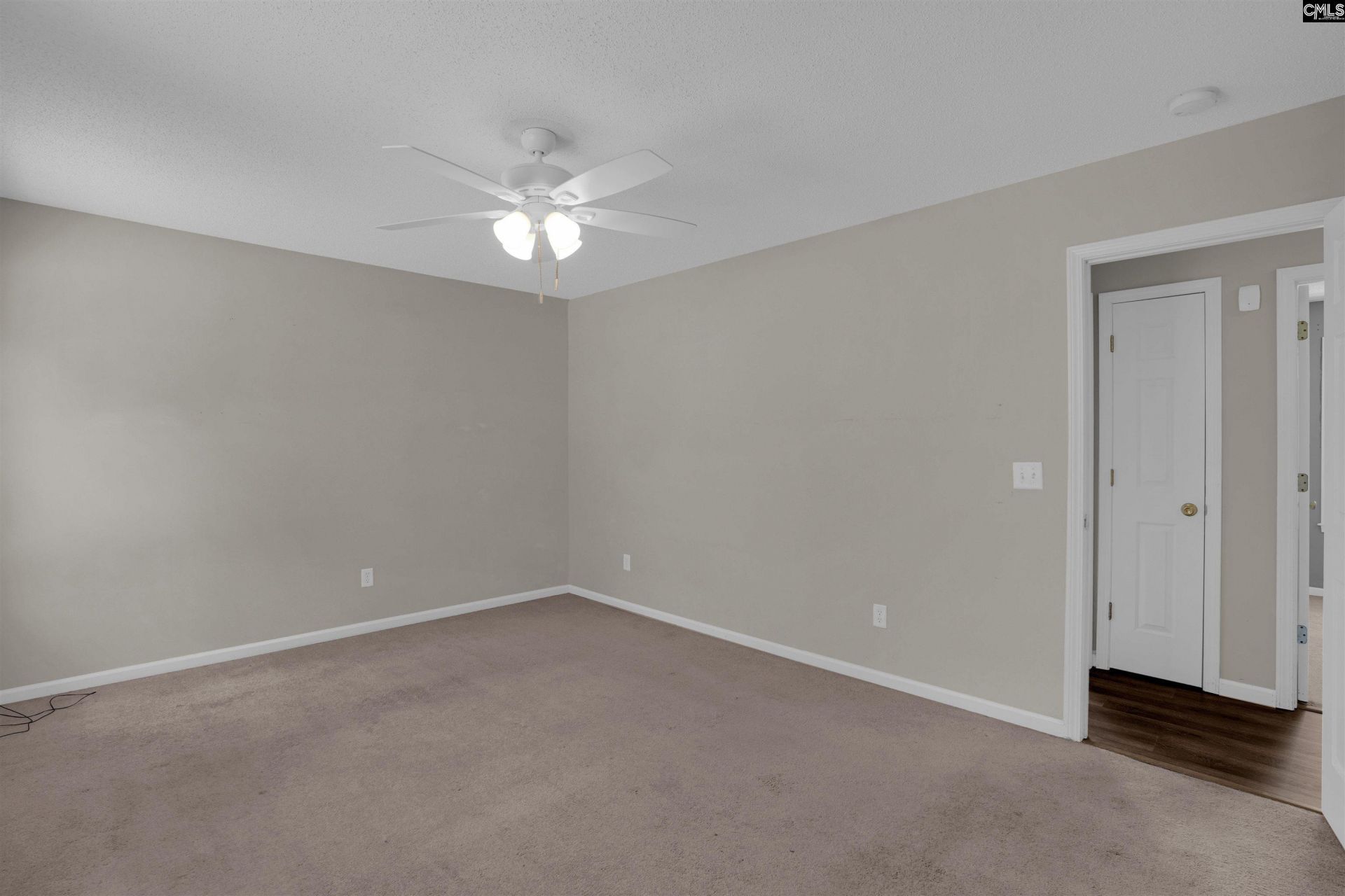 900 Watts Hill Road  Photo 17