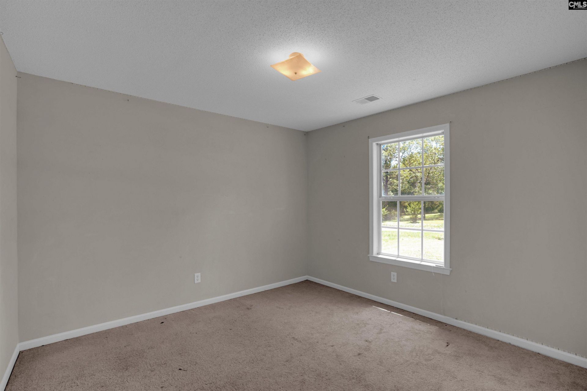 900 Watts Hill Road  Photo 20