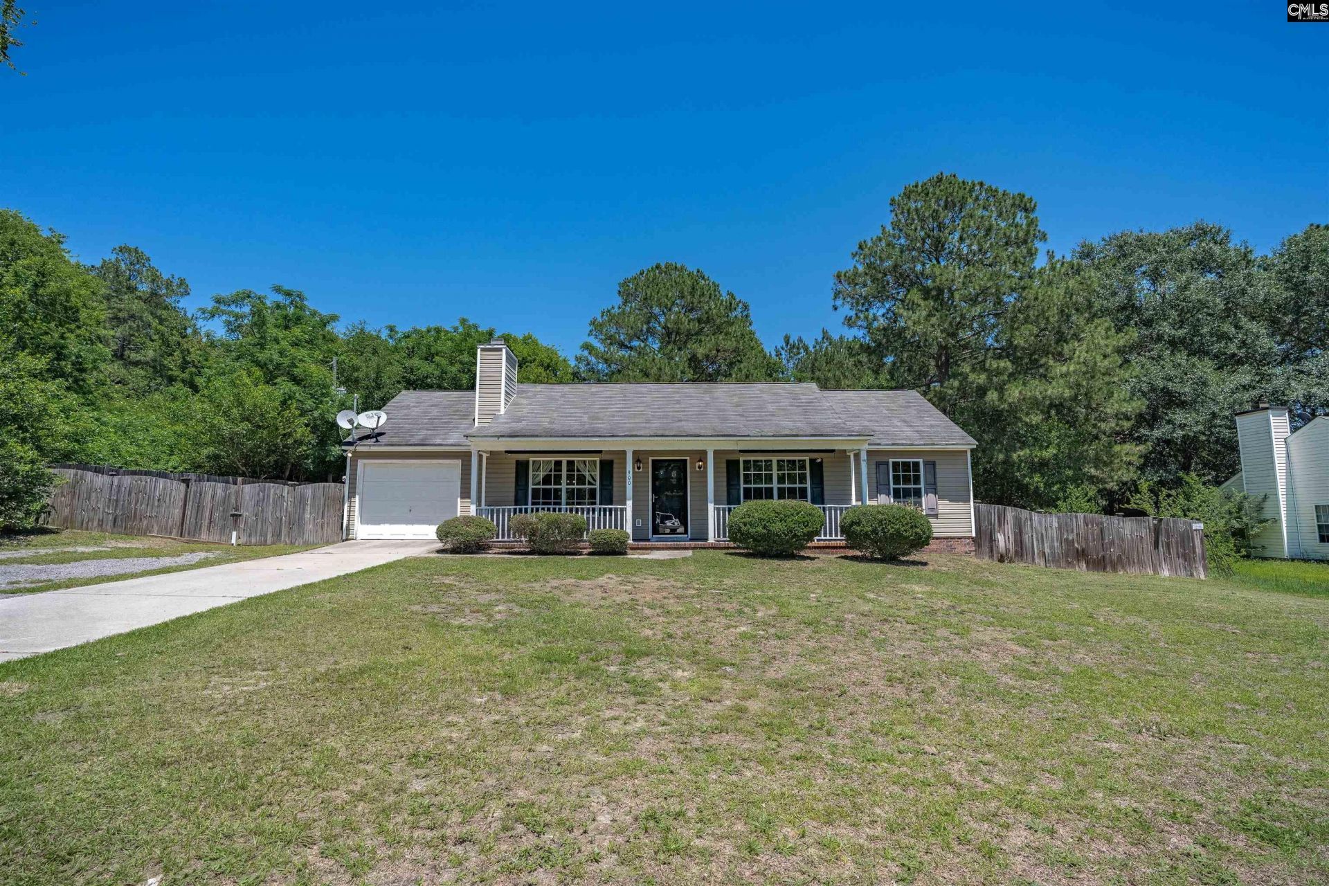 900 Watts Hill Road  Photo 4