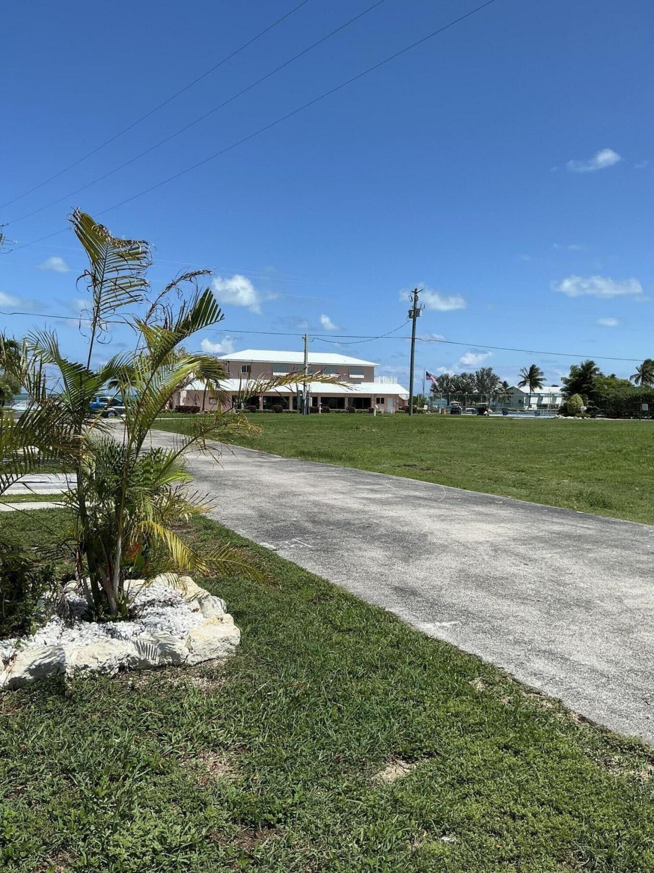802 N Topaz, Key Largo, FL 33037 Photo