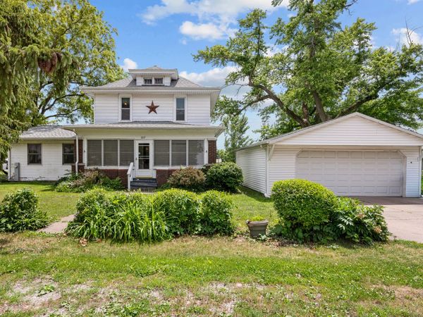 202 5th Street , Sherrard, IL 61281