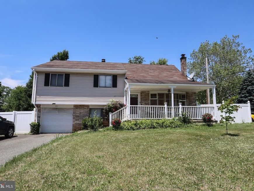 511 E Harrison Street, Emmaus, PA 18049 Main Photo