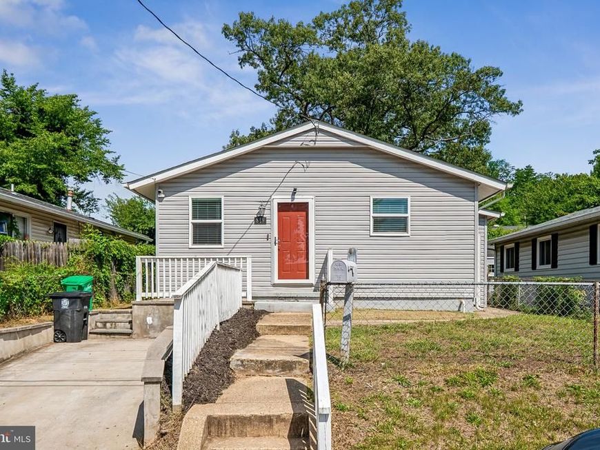 819 Clovis Avenue , Capitol Heights, MD 20743 Main Photo